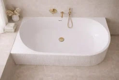 Baignoire d'angle droite avec bonde et vidage - 150 x 75 cm - Blanc brillant rainuré - PERLE