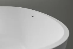 Baignoire îlot fonte minérale ovale autoportante Moderne avec bonde - 170x86x54cm - VELA Blanc mat