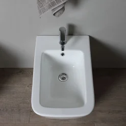 Bidet Au Sol Carré En Céramique Murale - Rock
