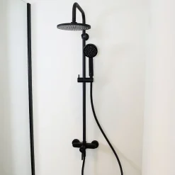 Colonne de douche mécanique noire Essebagno Delice