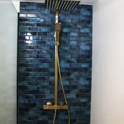 Colonne de douche or brossé avec thermostatique 300 Essebagno Quartos