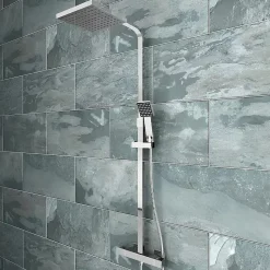 COLONNE DE DOUCHE THERMOSTATIQUE CHROMÉE COLLECTION ENIPEE