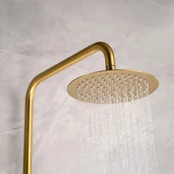 Colonne de douche thermostatique or brosse acier et laiton PVD avec flexible et douchette