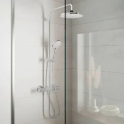 Colonne de douche thermostatique HANSGROHE Vernis Blend 200 Green chromé + tablette AddStoris