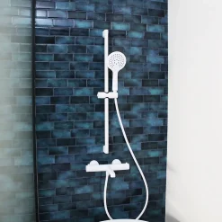 Kit de douche avec barre + douchette 3 jets, blanc, Essebagno Luisa