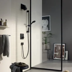 Kit de douche sans robinetterie avec douchette 3 jets + flexible + barre réglable Hansgrohe Pulsify Select S noir