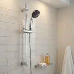 Kit de douche sans robinetterie avec barre réglable chrome + douchette + flexible Blyth GoodHome