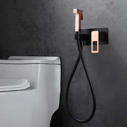 Kit Douchette anti-calcaire hygiénique encastrée WC ou Bidet Salle de Bain Noir et Or Rose IMEX SUECIA BDC032-5/NOR