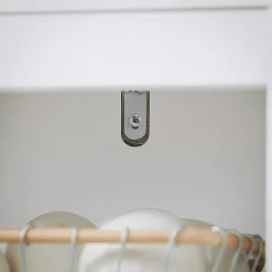 Meuble Bas de Salle de Bain avec Corbeille à Linge, Armoire Toilette, BZR122-W, SoBuy