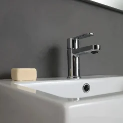 Meuble De Salle De Bain Suspendu 4 Portes Chêne Naturel, Plateau Blanc, 2 Lavabos Décoratifs Et Miroir Avec Lampe - Valentina