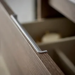 Meuble salle de bain - 80 cm - Plan décentré - Effet chêne foncé britannia - A suspendre - miroir et éclairage inclus - Venus