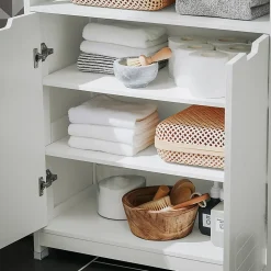 Meuble Salle de Bain Armoire avec 2 Portes, étagères Réglables, BZR121-W, SoBuy