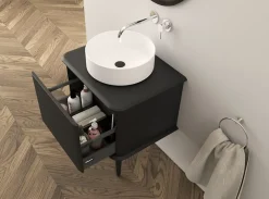 Meuble sous-vasque à suspendre l.61 cm avec plan de toilette, vasque à poser et pieds, noir mat, Idra