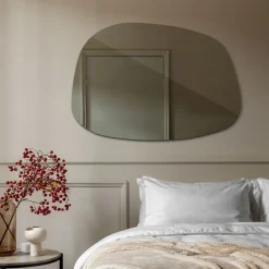 Miroir forme organique Tulup 55 x 38 cm la chambre moderne