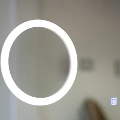 Miroir Led 100X70 Avec Allumage Tactile Et Horloge Digitale Intégrée