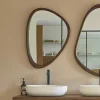 Miroir organique en mindi massif finition noyer 75x60 cm