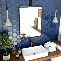 Miroir salle de bain 60x80cm suspendu noir mat - avec lanière effet cuir noir - NORDIK REKTANGEL