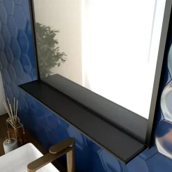 Miroir salle de bain 80x60cm - laqué noir mat avec étagères - FRAMED MIRROR