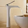 Mitigeur cascade Blanc pour Lavabo Chromé Design Moderne