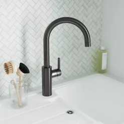Mitigeur de cuisine effet titane brossé GoodHome Zanthe