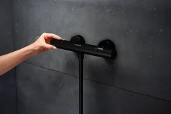Mitigeur de douche thermostatique noir mat Hansgrohe Ecostat Life