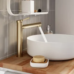 Mitigeur de lavabo avec mousseur orientable, taille XL, doré, H.25,7 cm, GoodHome Maza