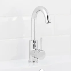 Mitigeur de lavabo chromé GoodHome Coggia