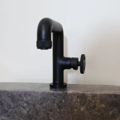 Mitigeur de lavabo H.18 cm, noir, Essebagno Factory