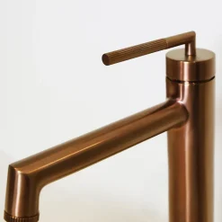 Mitigeur de lavabo haut cuivre brossé Essebagno Portofino