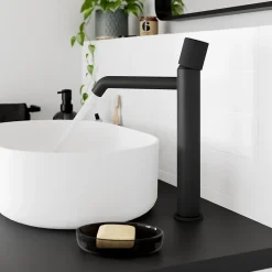 Mitigeur de lavabo XL, noir, GoodHome Levanna