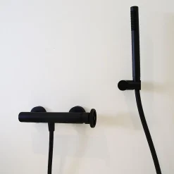 Mitigeur douche mécanique noir Essebagno Indus