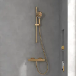 Mitigeur douche thermostatique VILLEROY ET BOCH Universal rectangle + Ensemble de douche Verve Showers 3 jets Or brossé
