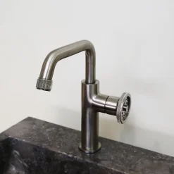 Mitigeur lavabo bas façon inox Essebagno Indus