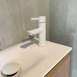 Mitigeur lave mains blanc Essebagno Luisa