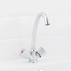 Mélangeur de lavabo avec vidage et flexibles Femelle 12/17 en laiton chromé Grenvik