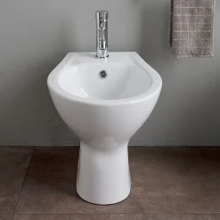 Paire De Sanitaires Au Sol Wc Et Bidet En Céramique Blanche - Cipro