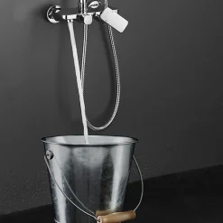 Robinet de douche monocommande DUA avec finition chromée brillante en laiton Kibath