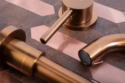 Robinet de lavabo encastré REA Lungo brushed copper + box