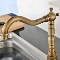 Robinet de lavabo REA Bona old gold high