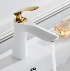 Robinet de lavabo REA Orbit white gold low