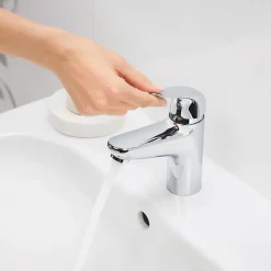 Robinet lave-mains GROHE Swift ouverture eau froide chromé
