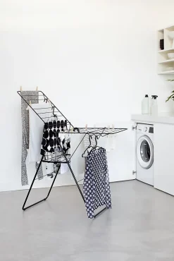 Séchoir à linge Hangon noir mat 20 m Brabantia