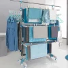 Séchoir à linge vertical pliable 3 niveaux OPTIMUM capacité 30M avec tringle télescopique cintres et pinces blanc et bleu